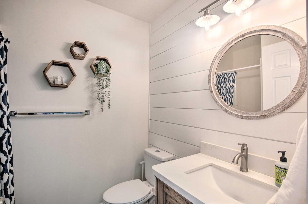Spacious Garden City Townhome With Lake Views! Exteriér fotografie